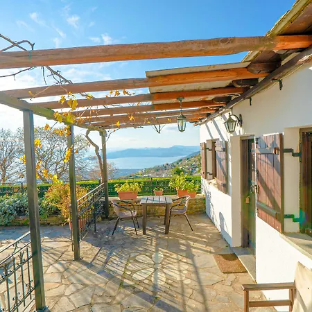 Chrissi Nefeli Hébergement de vacances Agios Georgios Nileias