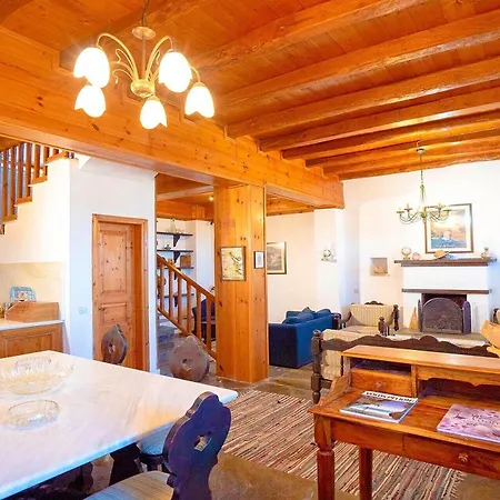 Chrissi Nefeli * Agios Georgios Nilias