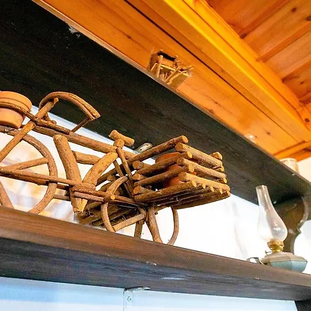 Chrissi Nefeli * Agios Georgios Nilias