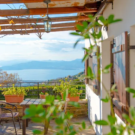 Chrissi Nefeli * Agios Georgios Nilias