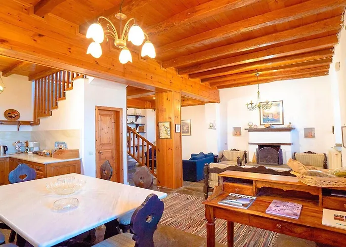 Chrissi Nefeli * アギオス・ゲルギオス・ニリアス